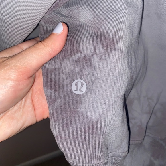 Lululemon crew - Picture 3 of 3